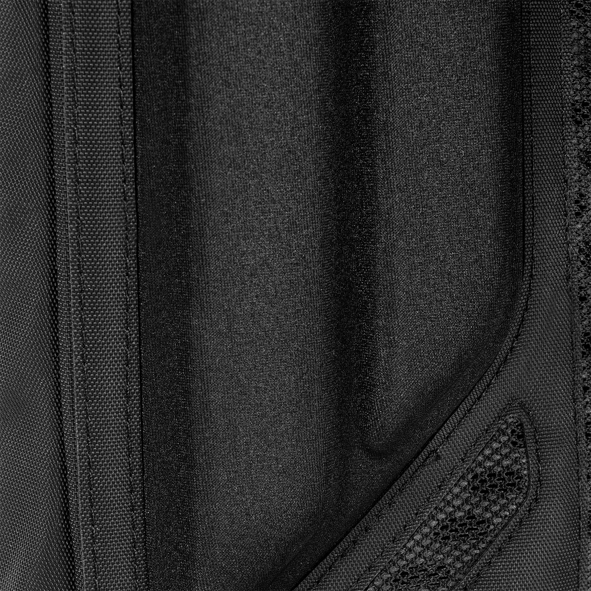 paragon-hydration-pack-v5 Paragon_Black_Texture.png